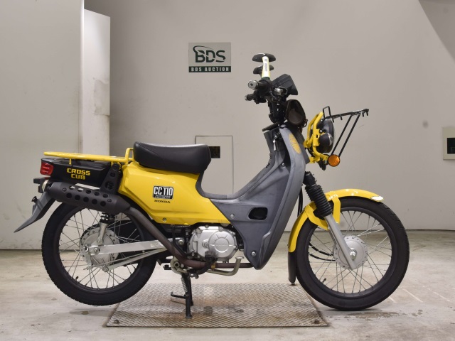 Honda CC110 CROSSCUB 2016