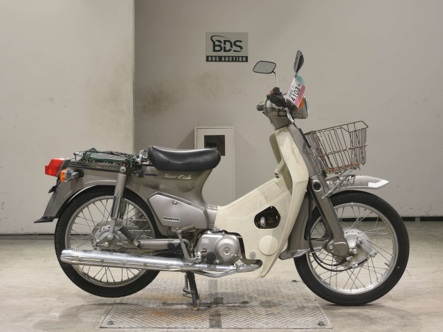 Honda C90-E 2002