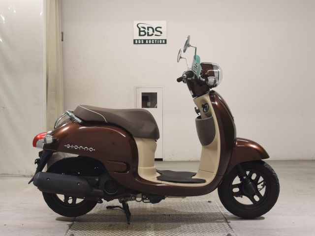 Honda GIORNO 2011