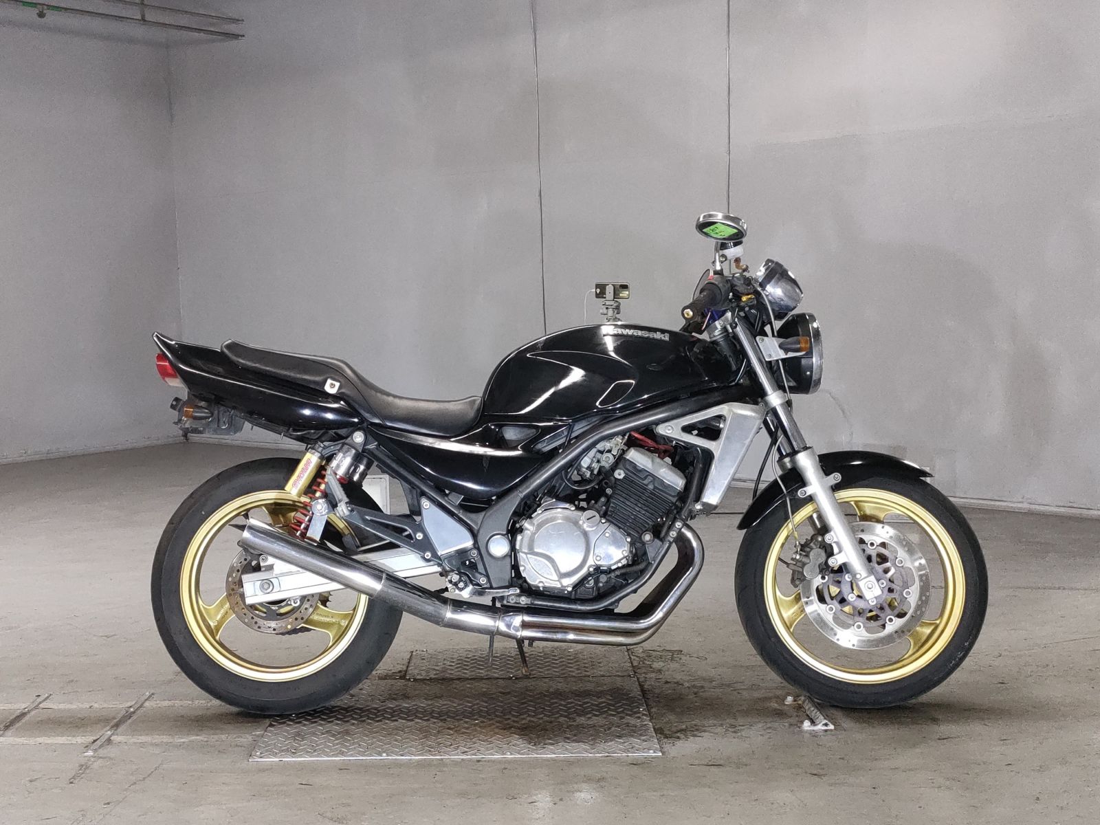 Kawasaki BALIUS ZR250 2003