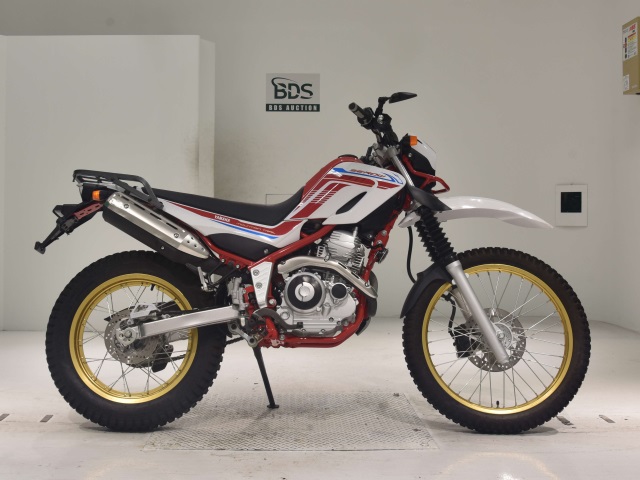Yamaha SEROW XT250 2020
