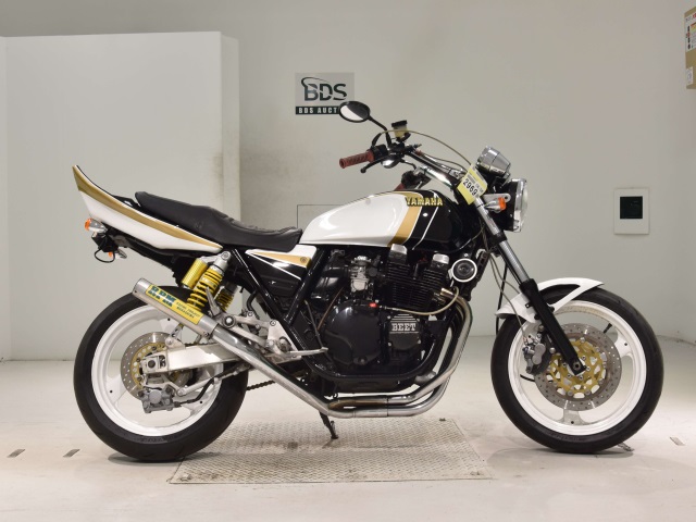 Yamaha XJR400 1996