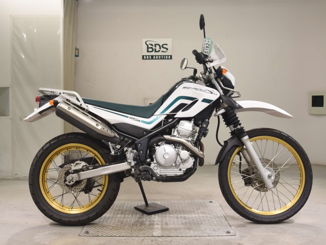 Yamaha SEROW XT250 2006