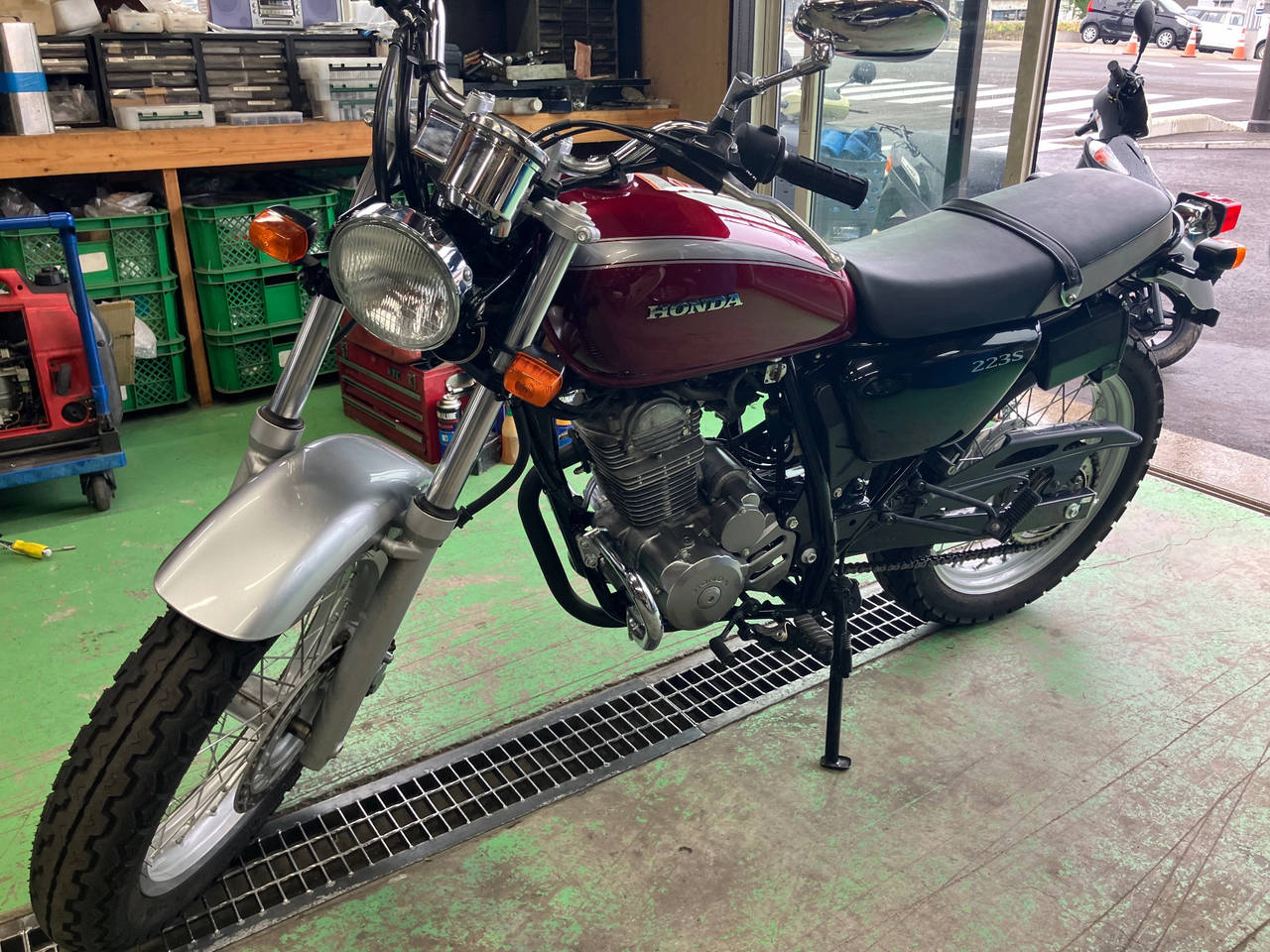 Honda CB223S 2010