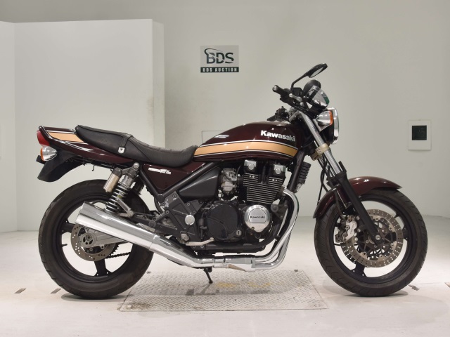 Kawasaki ZEPHYR400 2004