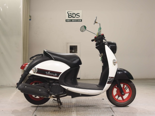 Yamaha VINO50 2017