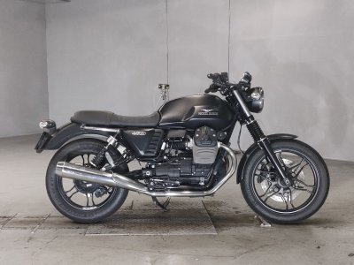 Moto Guzzi V7 2016