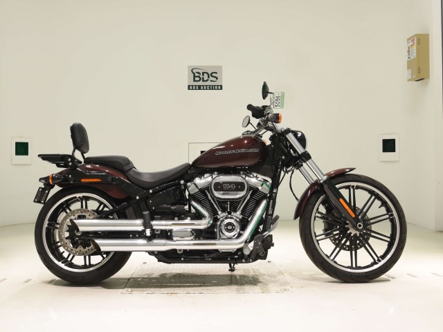 HD BREAKOUT FXBRS1870 2019