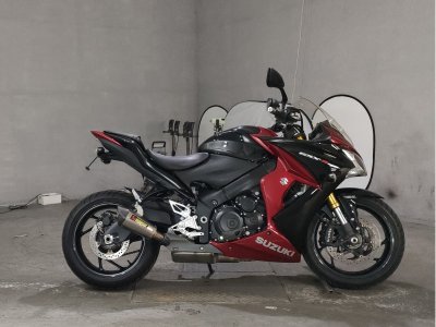 Suzuki GSX-S1000F 2016