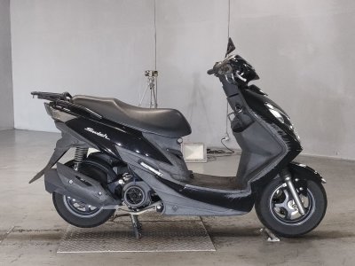 Suzuki SWISH