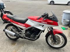 Yamaha FZ250 FAZER