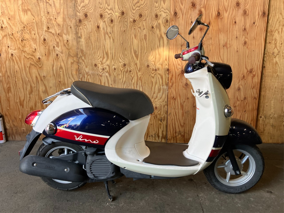 Yamaha vino navy style 2015