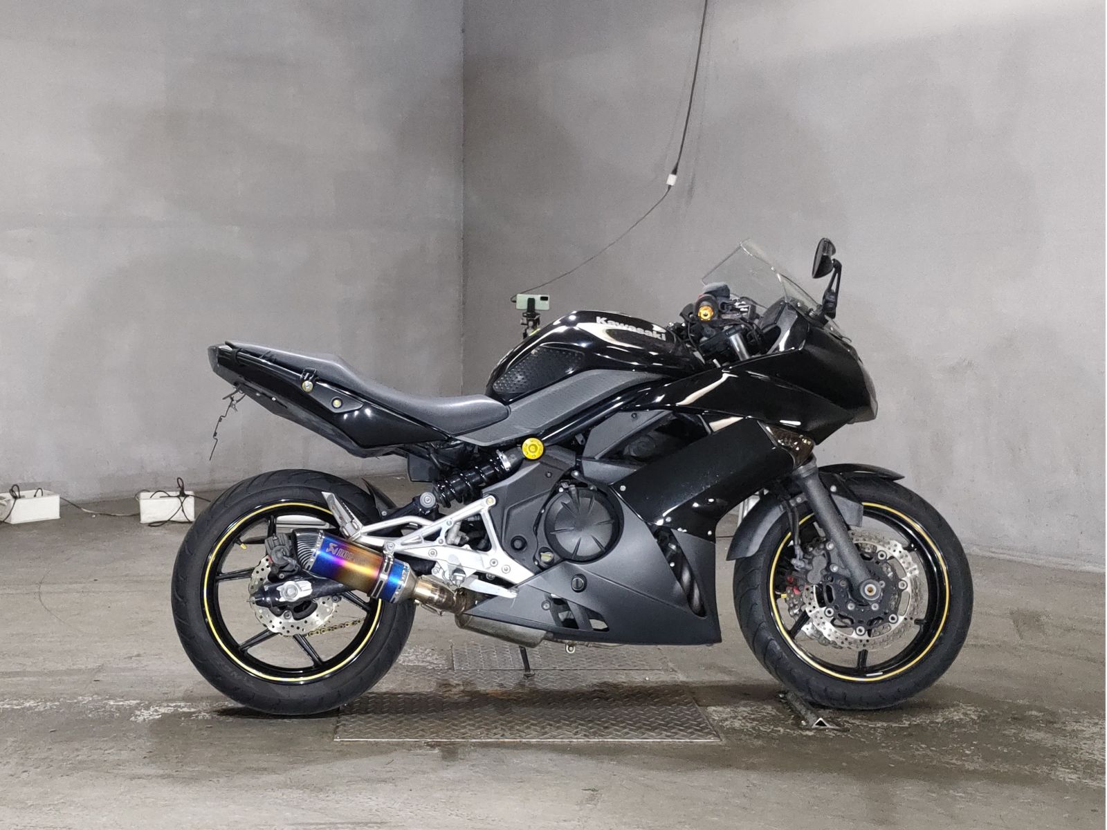 Kawasaki NINJA400R 2011