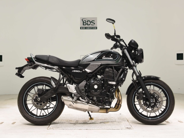 Kawasaki Z650RS 2022