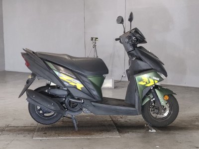 Yamaha CYGNUS RAY ZR 2017