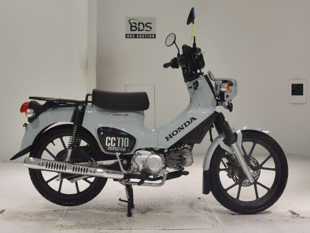 Honda CC110 CROSSCUB 2022