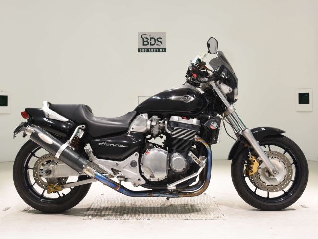 Honda X4 1997