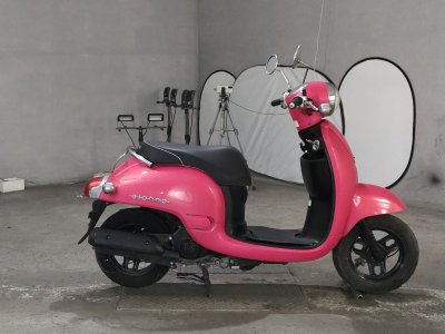 Honda GIORNO 2011