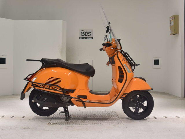 Vespa GTS300IE 2012