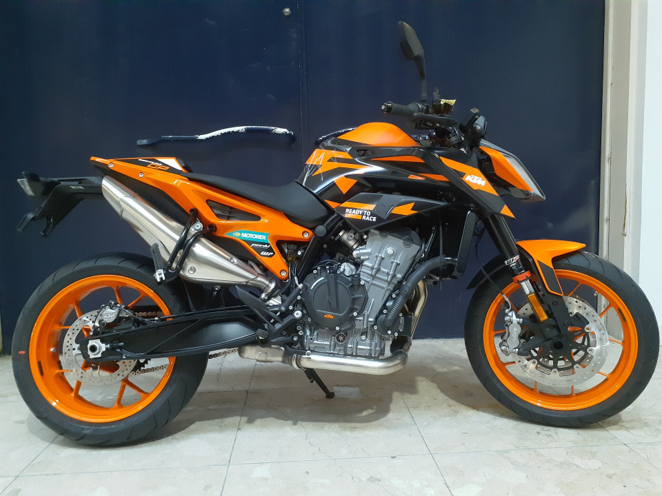 KTM 890 DUKE GP 2023