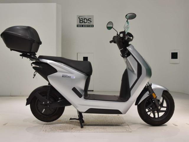 Honda EM1E: 2023