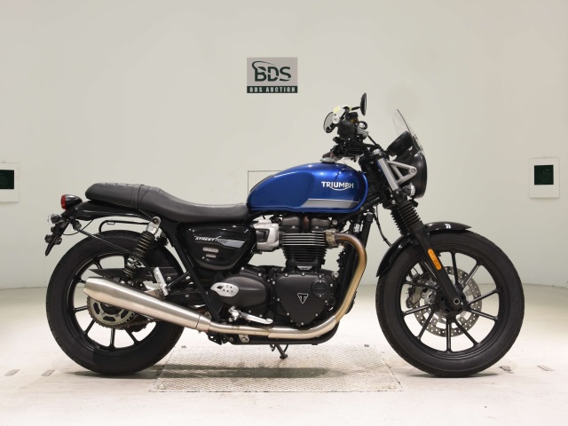 Triumph STREET TWIN 2021