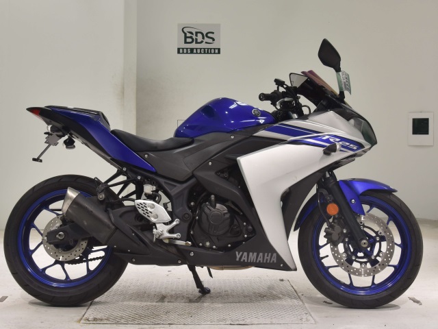 Yamaha YZF-R25 2018