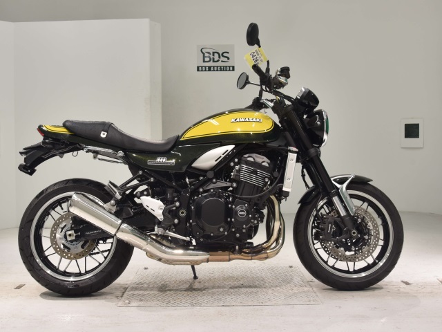 Kawasaki Z900RS 2024