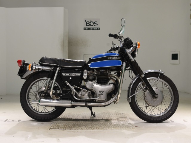 Kawasaki W3 1973