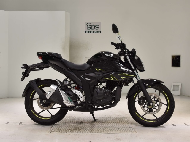 Suzuki GIXXER150