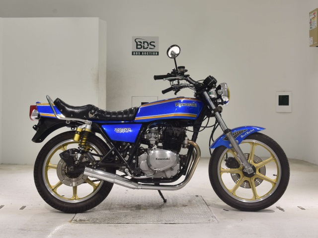 Kawasaki Z250FT