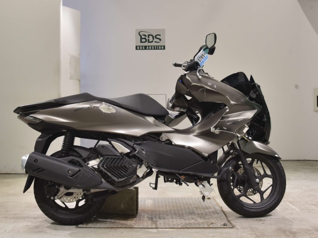 Honda PCX125 2023