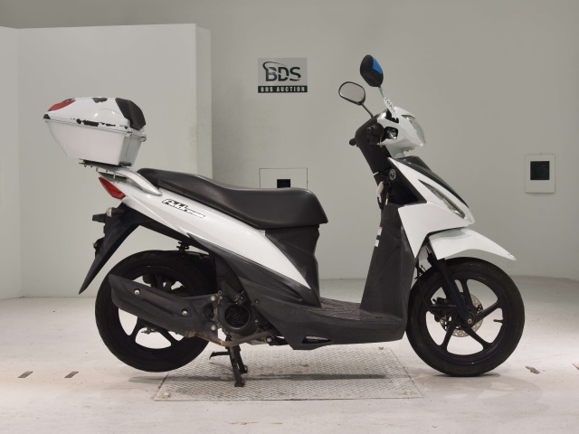 Suzuki ADDRESS V110