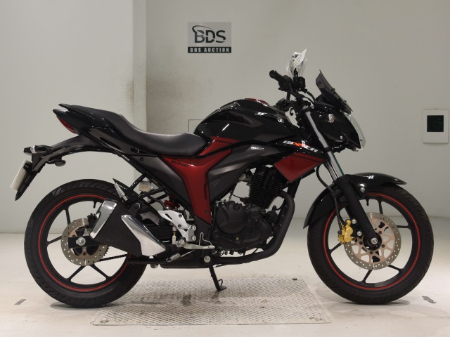 Suzuki GIXXER150