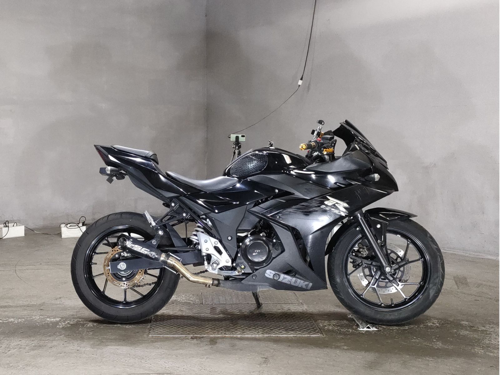 Suzuki GSX250R