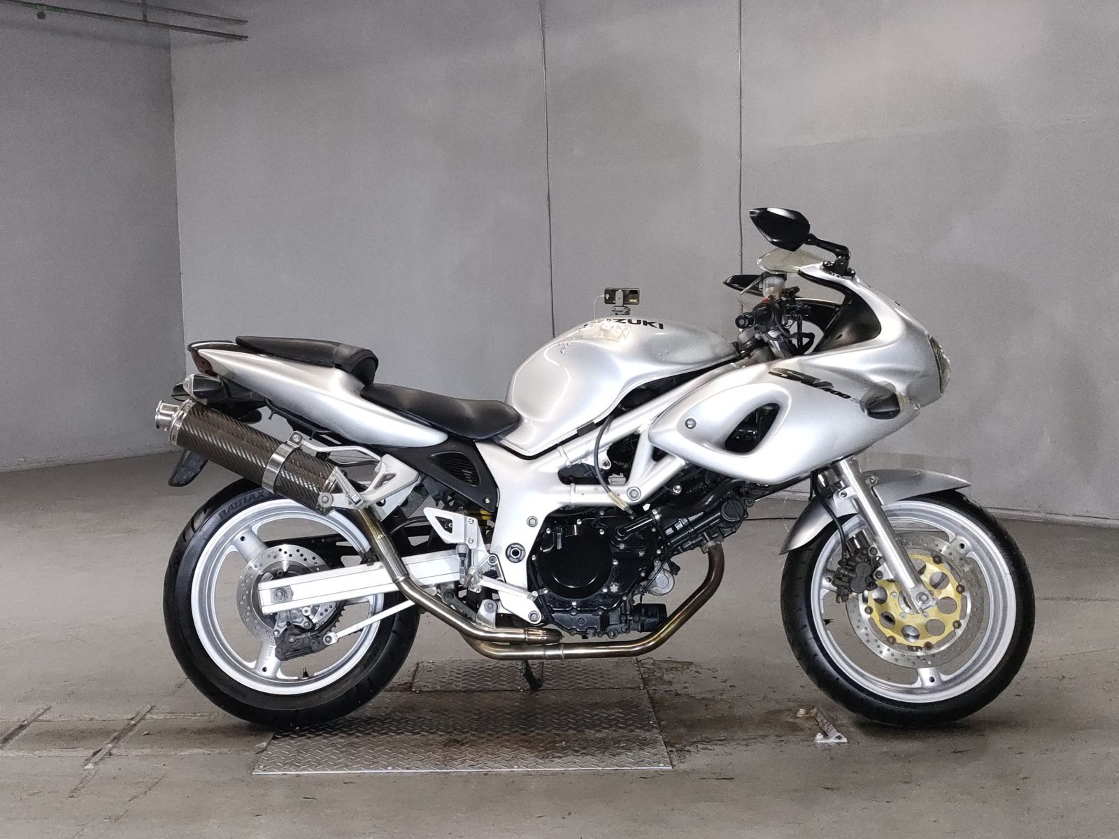 Suzuki SV400S 2000