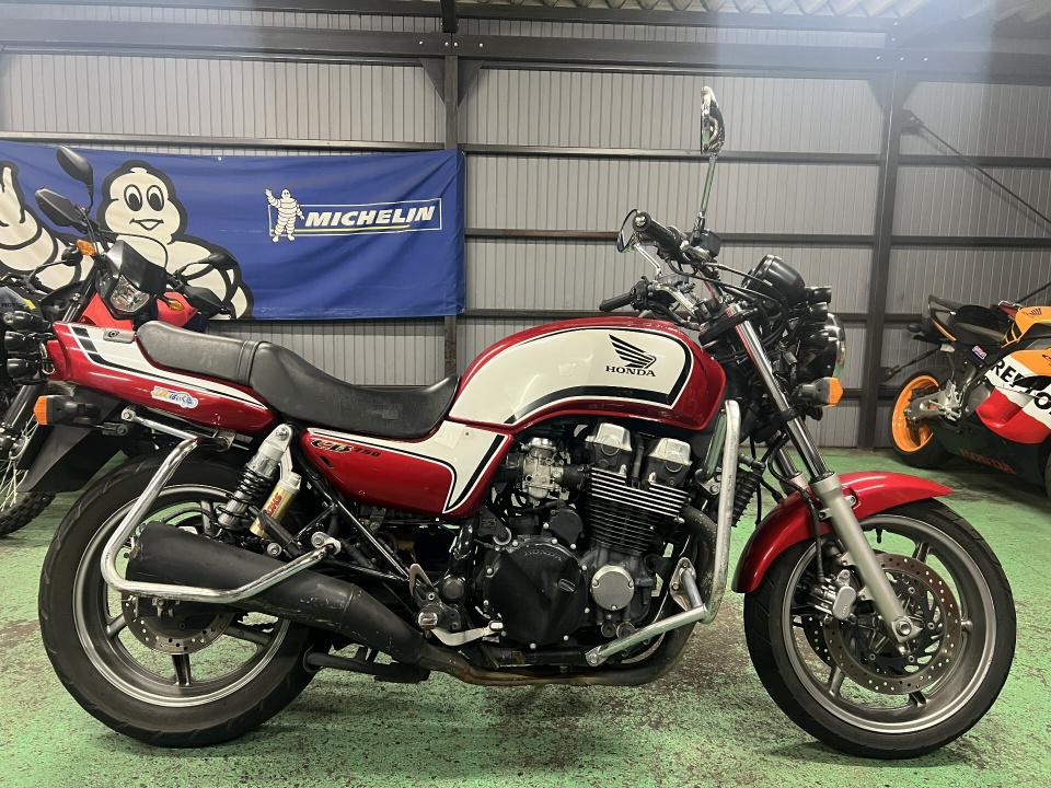 Honda CB750SF