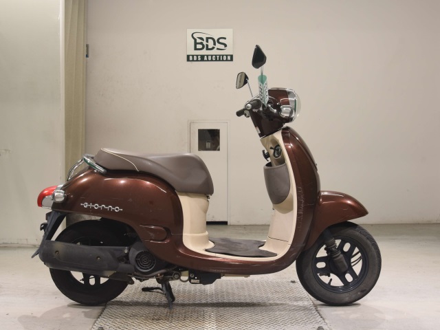 Honda GIORNO 2011