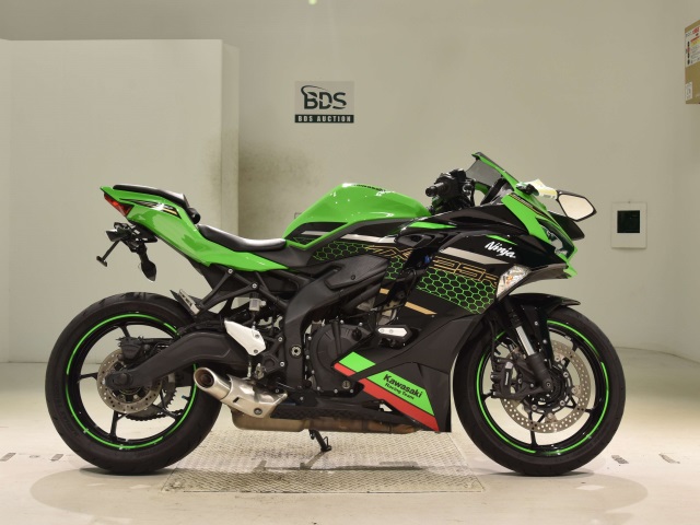 Kawasaki NINJA ZX-25R 2021