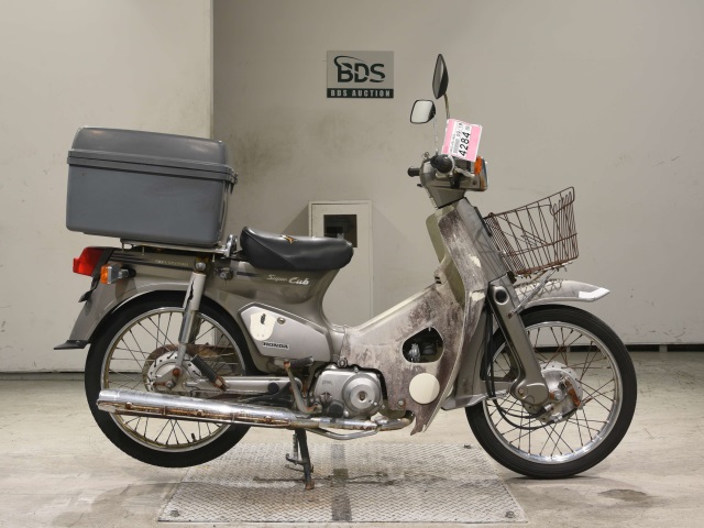 Honda C90-E 2002