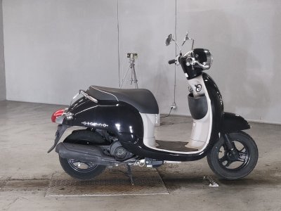 Honda GIORNO 2011