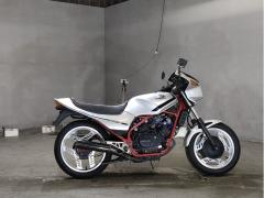 Honda VT250F XELVIS 1982