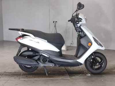 Yamaha AXIS Z 2022