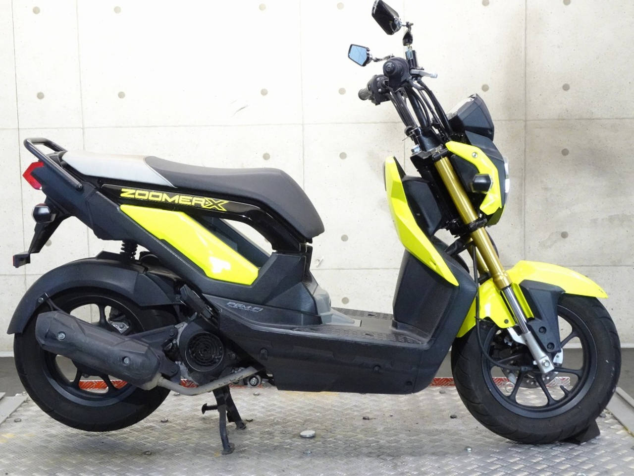 Honda ZOOMER-X 2015
