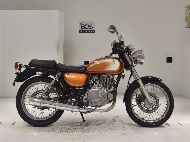 Suzuki ST250E 2014