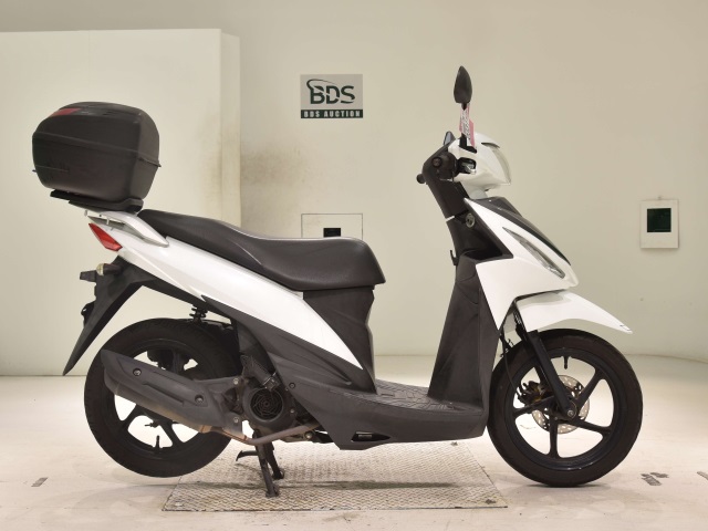 Suzuki ADDRESS V110