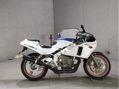 Honda CBR400RR 1988