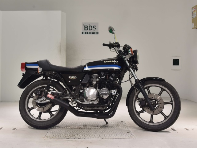 Kawasaki Z550FX 2024
