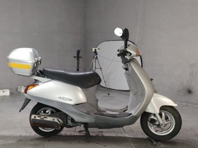 Honda LEAD100 2001