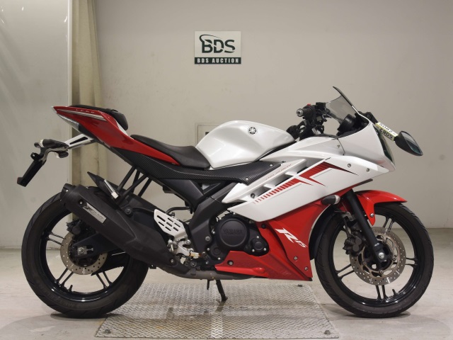 Yamaha YZF-R15 2013